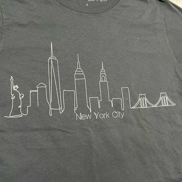 No Curfew New York Skyline Crewneck Graphic Short Sleeve Tee Shirt in Black Sz S - Picture 4 of 5